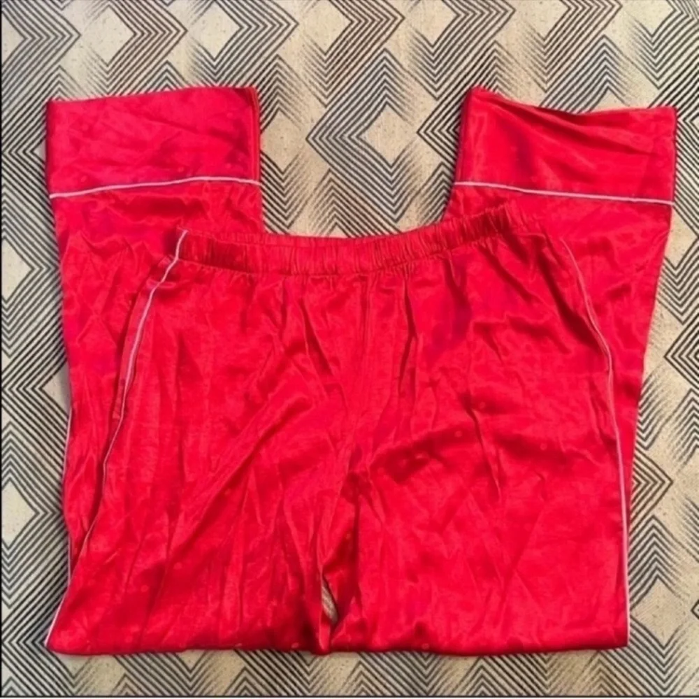 Victoria’s Secret Satin Polka Dot Pajama Pants - Picture 2 of 9